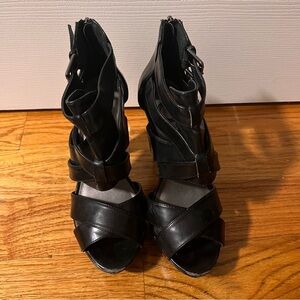 G by Guess Black Strappy Heels Size 7